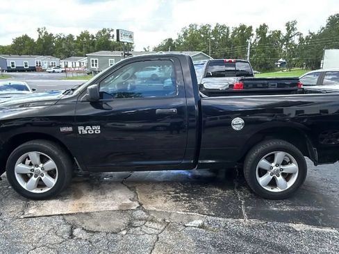 Used 2013 RAM 1500 Express RWD image 3
