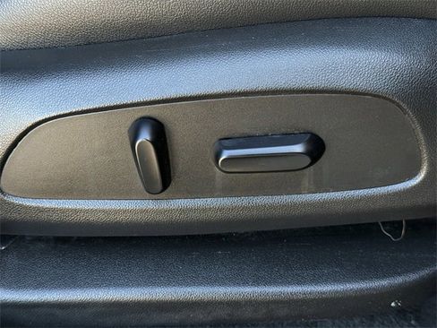 Certified 2020 Chevrolet Blazer Premier w/ Driver Confidence II Package image 32