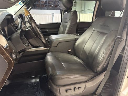 Used 2015 Ford F250 Platinum AWD/4WD image 9