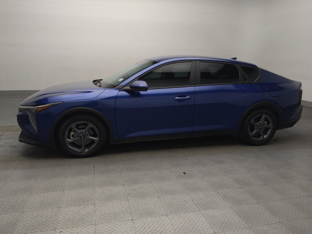Used 2025 Kia K4 FWD image 2
