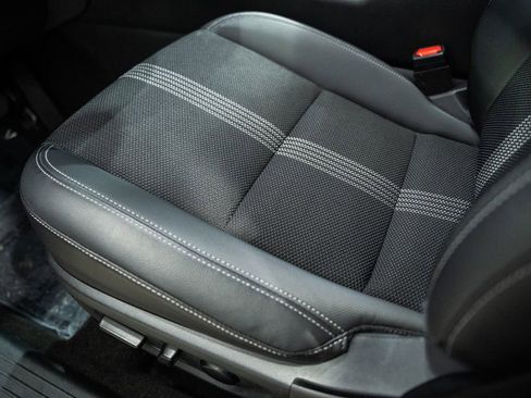 Used 2025 MAZDA CX-50 AWD 2.5 S w/ Premium Package image 40