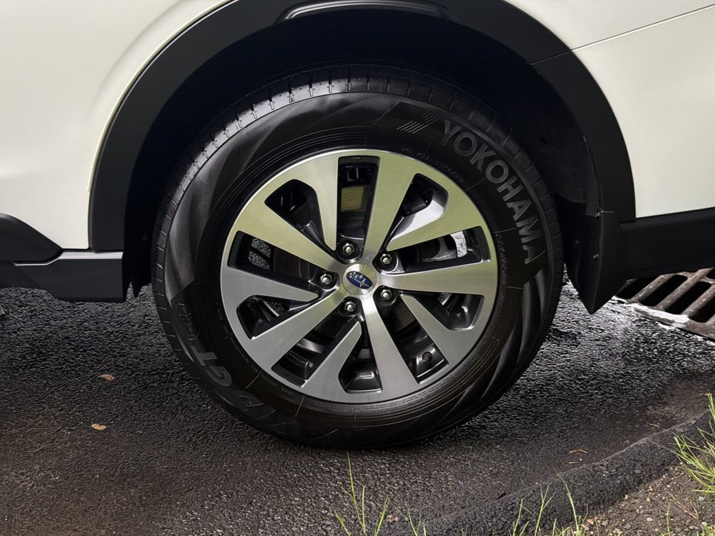 Certified 2022 Subaru Outback Premium AWD/4WD image 11