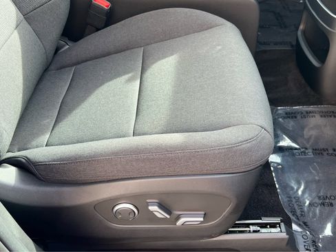 New 2026 Hyundai Ioniq 9 SE AWD/4WD image 19