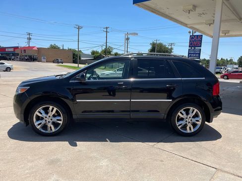 Used 2011 Ford Edge Limited w/ Driver Entry Pkg image 5
