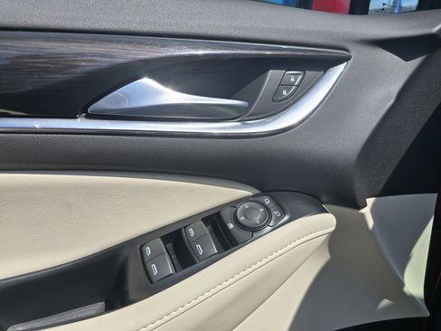 Used 2023 Buick Enclave Essence w/ Experience Buick Package image 18