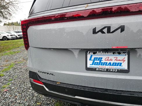 New 2026 Kia Carnival SX Prestige image 26