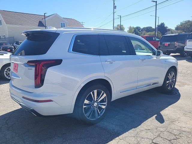 Used 2020 Cadillac XT6 Premium Luxury w/ Platinum Package AWD/4WD image 8