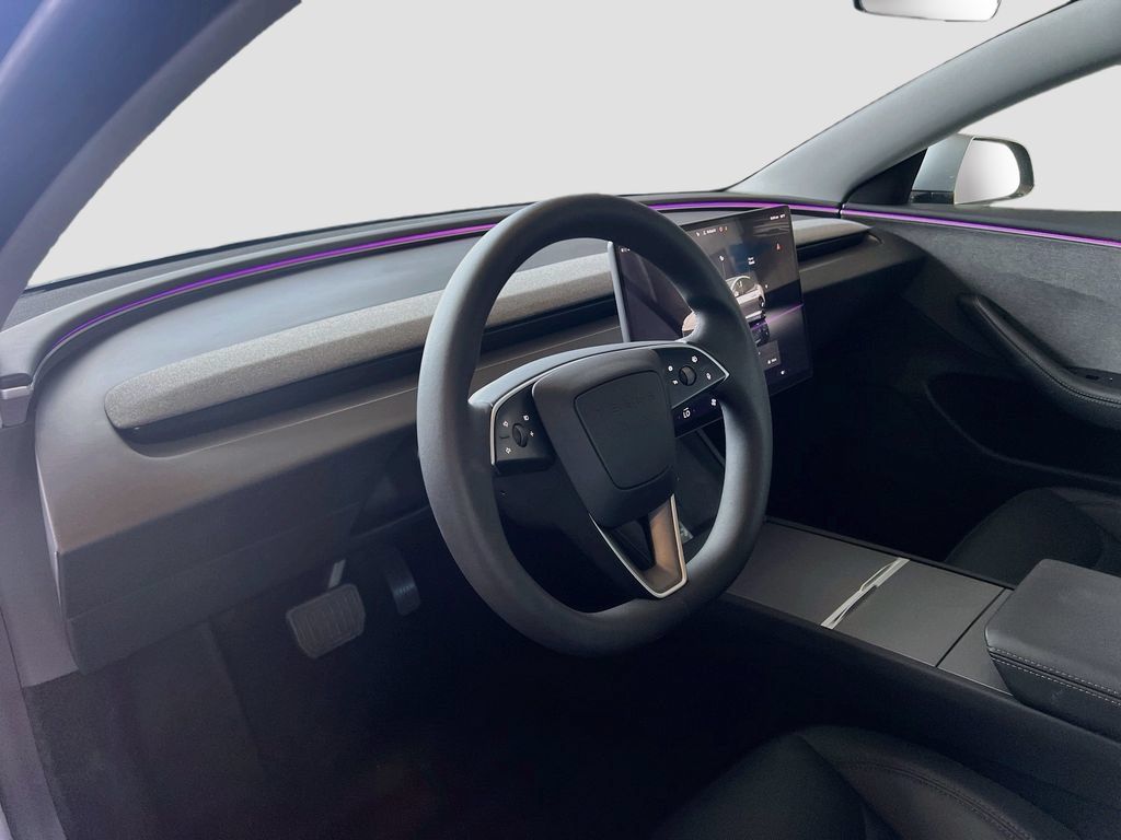 Used 2025 Tesla Model 3 Long Range RWD image 9