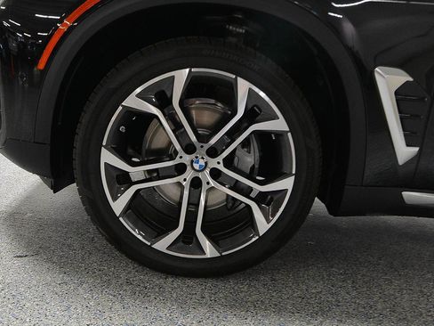 Used 2026 BMW X5 xDrive40i w/ Climate Comfort Package AWD/4WD image 5