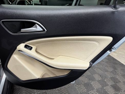 Used 2019 Mercedes-Benz GLA 250 image 49