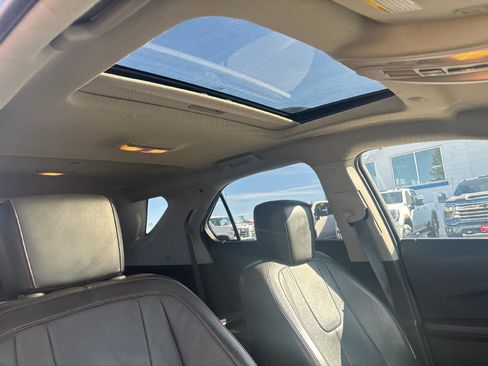 Used 2015 Chevrolet Equinox LT image 28