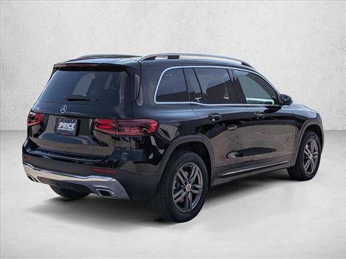 New 2026 Mercedes-Benz GLB 250 image 2