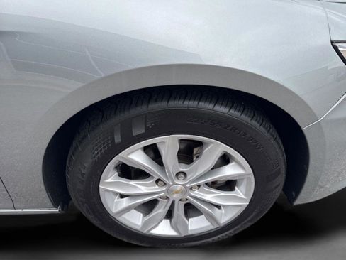 Used 2025 Chevrolet Malibu LT FWD image 32