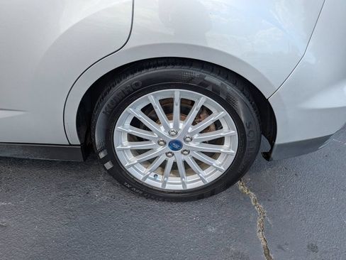 Used 2013 Ford C-MAX SE FWD image 34