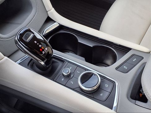 Used 2021 Cadillac XT5 Premium Luxury w/ LPO, Floor Liner Package image 11