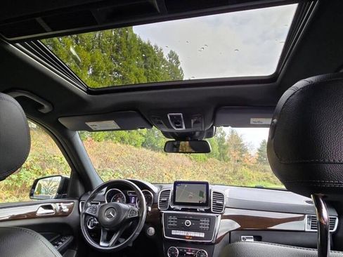 Used 2017 Mercedes-Benz GLS 450 4MATIC image 21