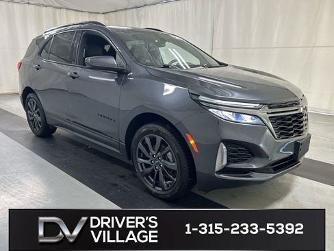 Used 2023 Chevrolet Equinox RS image 1