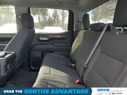 Used 2024 Chevrolet Silverado 1500 RST w/ Z71 Off-Road Package image 22