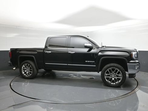 Used 2017 GMC Sierra 1500 SLT image 26