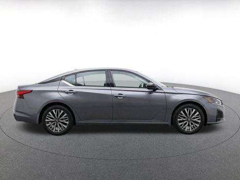 Used 2026 Nissan Altima 2.5 SV FWD image 10
