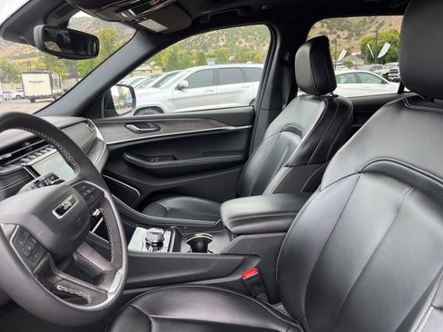 Used 2024 Jeep Grand Cherokee Limited 4xe image 14