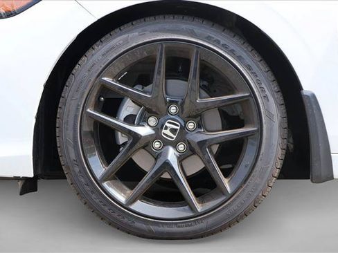 Used 2025 Honda Civic Sport image 9