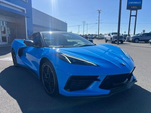 Used 2023 Chevrolet Corvette Stingray Premium Conv w/ Z51 Performance Package RWD image 22
