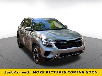 Used 2025 Kia Seltos S video 1