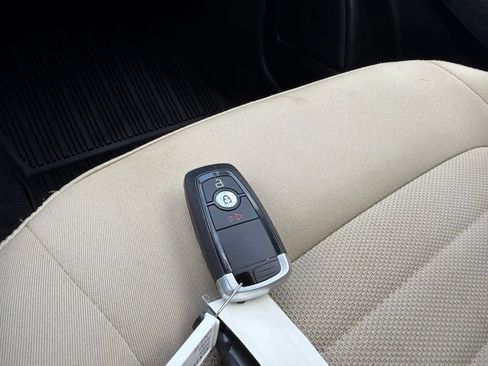 Used 2024 Ford Edge SE AWD/4WD image 28