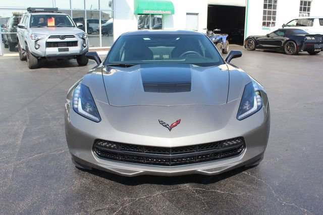 Used 2016 Chevrolet Corvette Stingray Coupe w/ Battery Protection Package RWD image 4