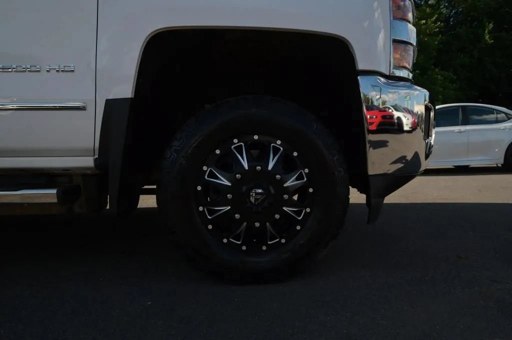 Used 2016 Chevrolet Silverado 3500 LTZ w/ Duramax Plus Package AWD/4WD image 25