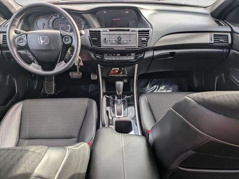 Used 2017 Honda Accord Sport image 15