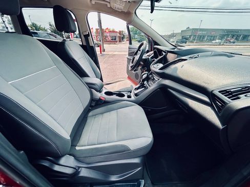 Used 2015 Ford Escape SE w/ Equipment Group 201A image 40