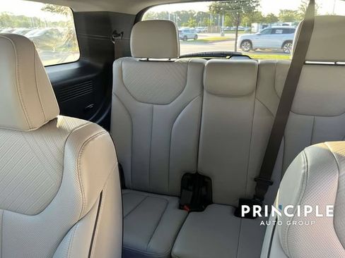 Used 2025 Hyundai Palisade SEL AWD/4WD image 29