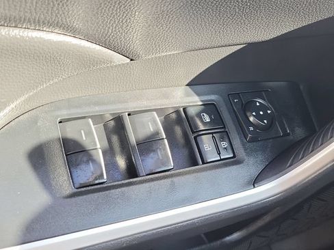Used 2024 Toyota RAV4 XLE w/ Convenience Package FWD image 17