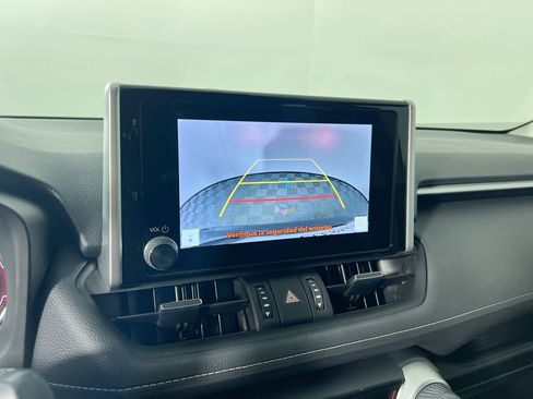 Used 2024 Toyota RAV4 XLE Premium image 27