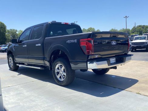 Used 2025 Ford F150 XLT w/ Equipment Group 301A Standard AWD/4WD image 7