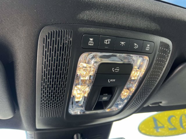 Used 2024 Mercedes-Benz GLB 250 4MATIC image 36