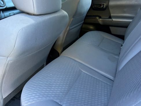 Certified 2022 Toyota Tacoma SR image 4