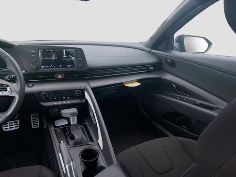 New 2026 Hyundai Elantra Sport w/ Cargo Package FWD image 16