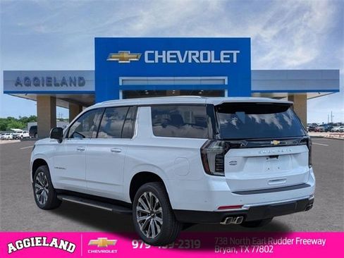 New 2026 Chevrolet Suburban High Country w/ Sun And Tow Package image 44