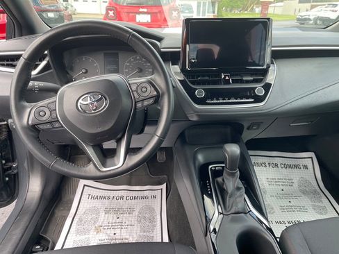 Used 2024 Toyota Corolla SE FWD image 12