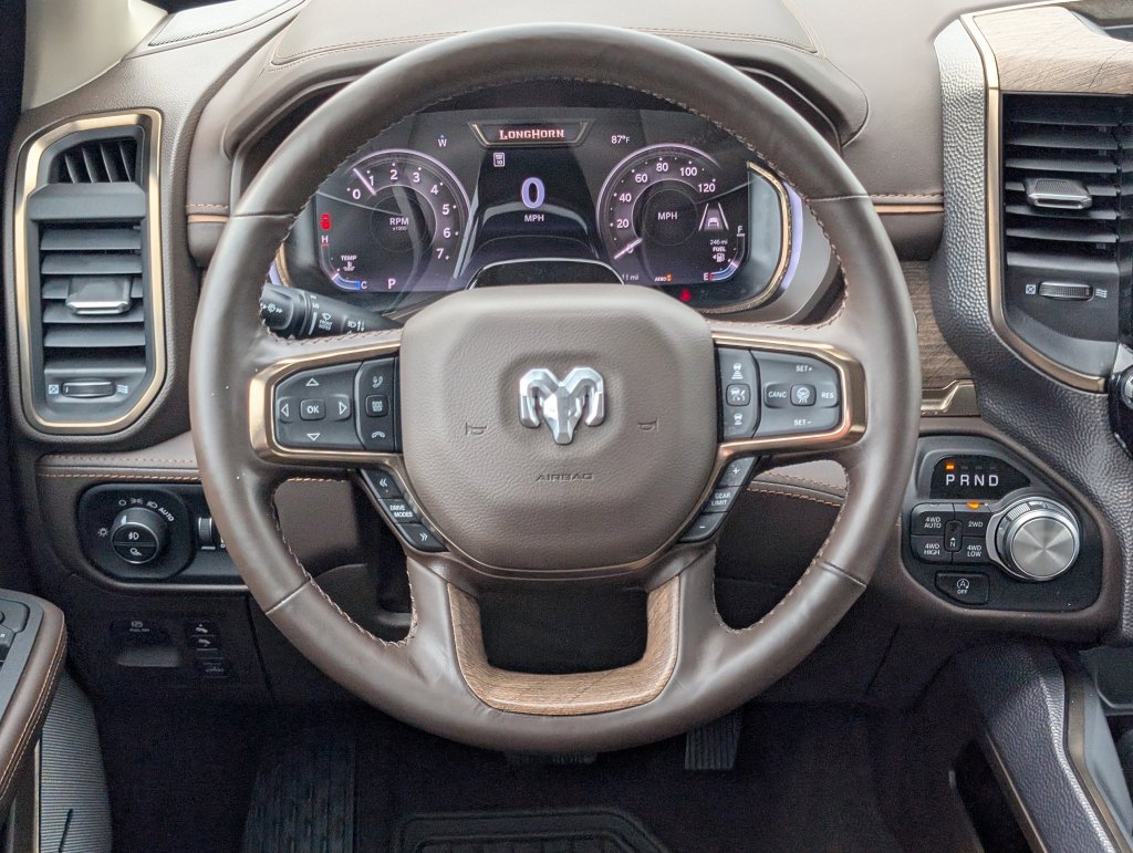 Used 2025 RAM 1500 Limited AWD/4WD image 16