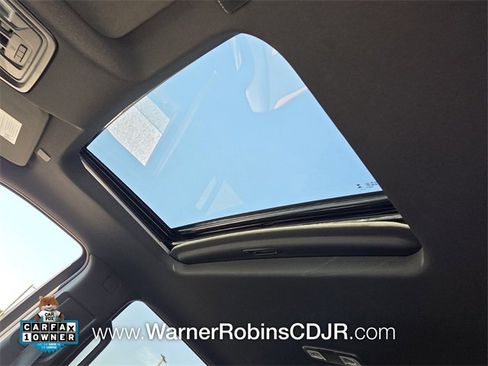 Used 2024 GMC Sierra 1500 AT4 w/ Technology Package image 19