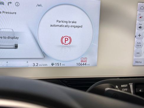 Used 2024 Hyundai Ioniq 5 SEL image 17