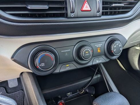 Used 2022 Kia Forte LXS image 24