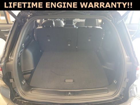 New 2025 Jeep Grand Cherokee Limited w/ Black Appearance Package image 32