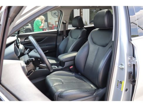 Used 2019 Hyundai Santa Fe Limited FWD image 17