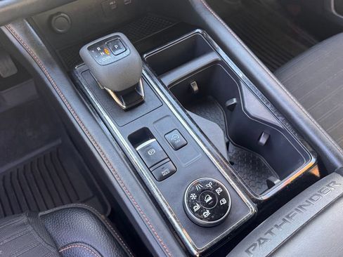 Certified 2023 Nissan Pathfinder Rock Creek image 18