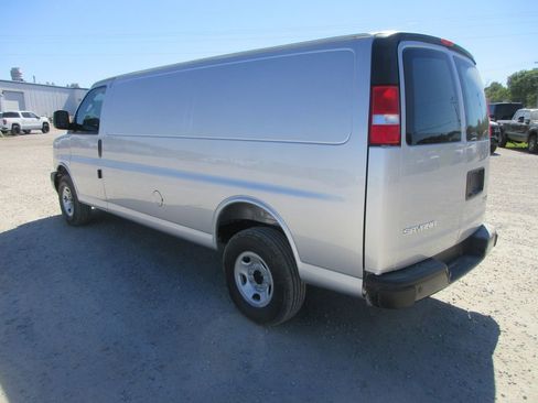 New 2026 GMC Savana 2500 Extended w/ Safety Package RWD image 6